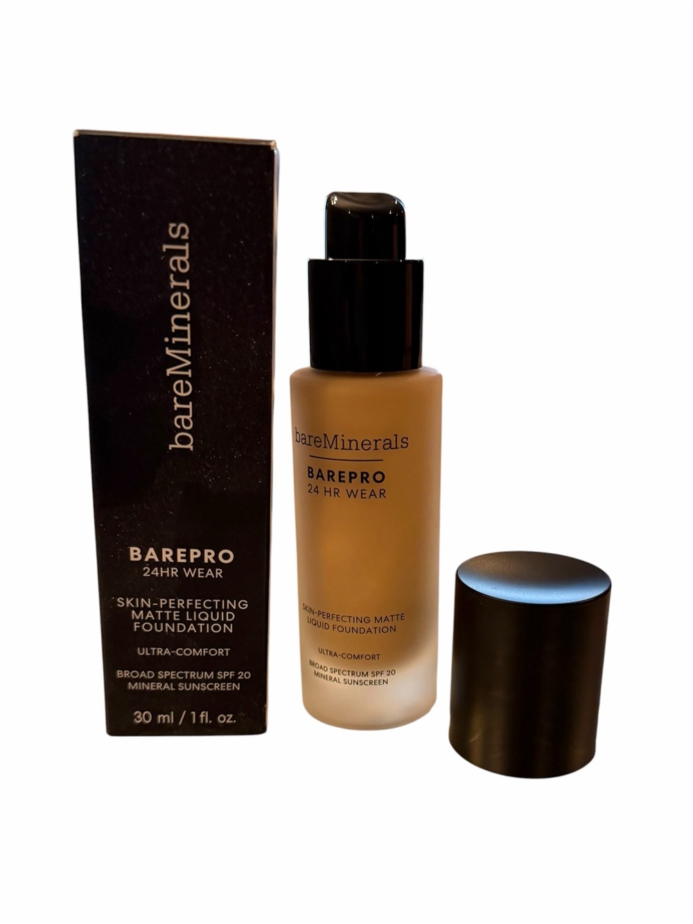 bareMinerals BAREPRO Skin-Perfecting MATTE Liquid Foundation FAIR 17 Neutral NEW